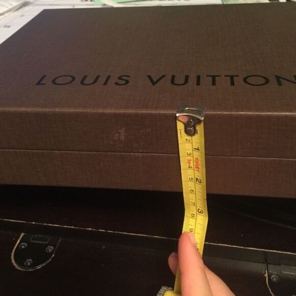 Louis Vuitton box  - Picture 2 of 3